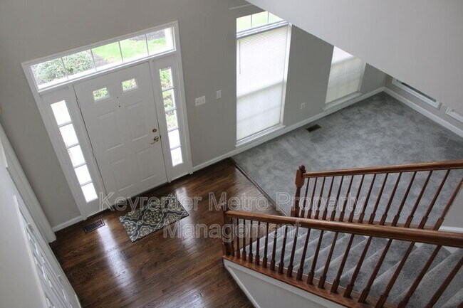 Building Photo - 1614 Albert Dr