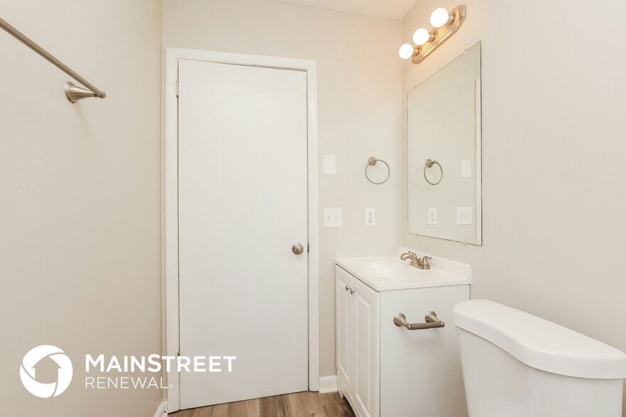 Building Photo - 410 Watts Dr