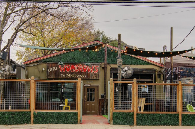 Building Photo - 1408 W Webster St