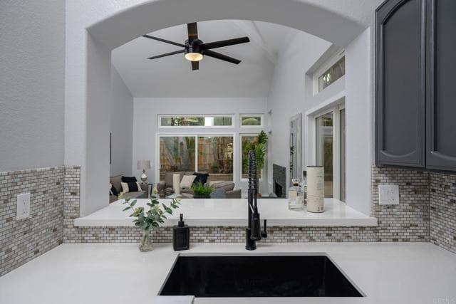 Building Photo - 3762 Via Del Rancho