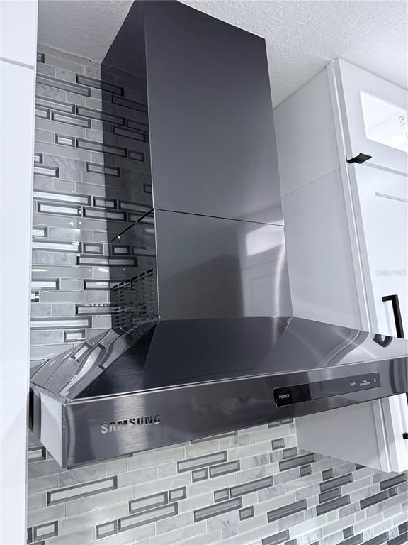 Building Photo - 128 Sandalwood Dr