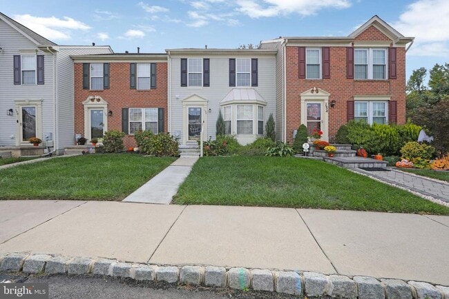 Building Photo - 156 Liberty Way