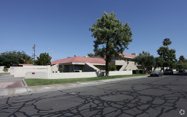 Building Photo - Candlewood Apartments