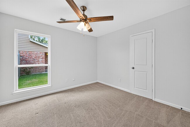 Building Photo - 1114 Briarmead Dr