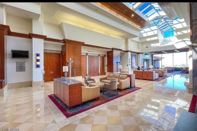 Building Photo - 2103 Sawtooth Mountain Dr