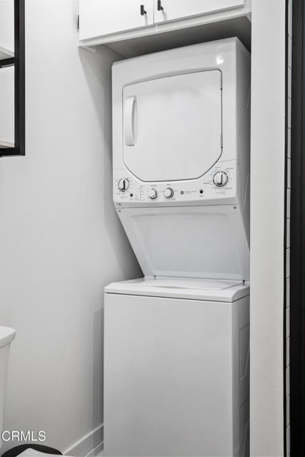 Building Photo - 894 Saratoga St