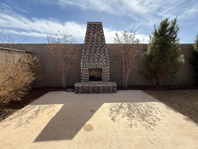 Building Photo - 3605 128th St