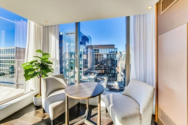 Building Photo - 135 Seaport Blvd