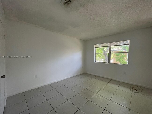 Building Photo - 8002 SW 21st Ct