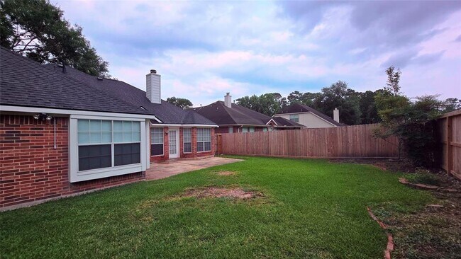 Building Photo - 1602 Summer Rain Dr
