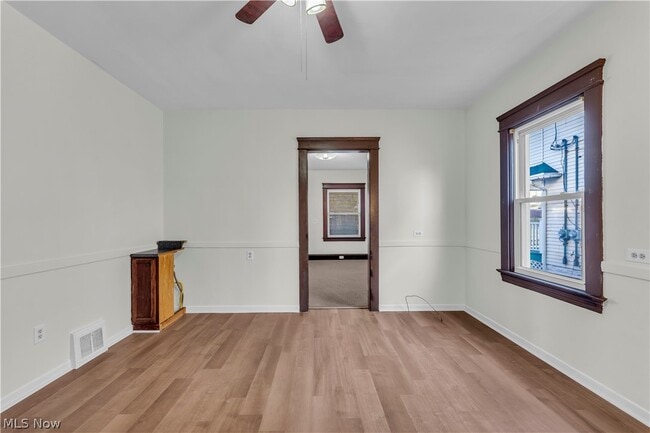 Building Photo - 3998 E 54th St