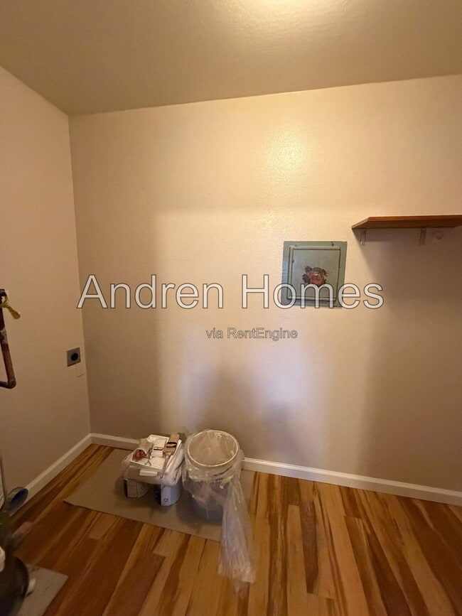 Building Photo - 150 Sea Ridge Ct