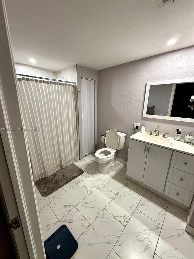 Building Photo - 5371 NW 200th Terrace