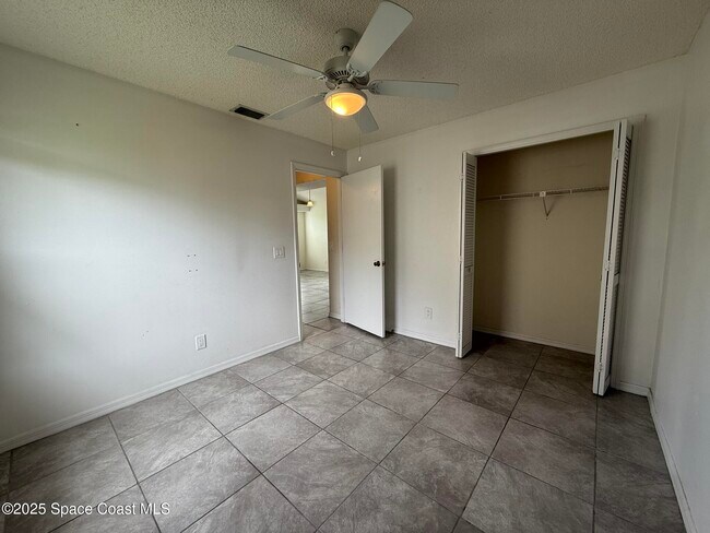 Building Photo - 3506 Egret Dr