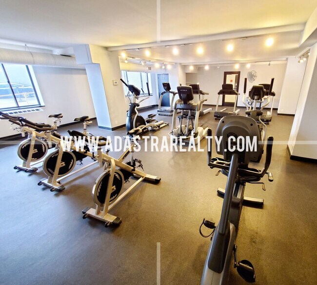 Building Photo - Ultimate Urban Living, Incredible Amenities!!-Beautiful Studio Apartment in Downtown KC-Coming SO...