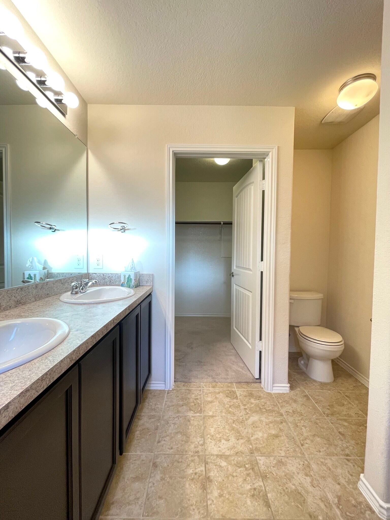 Building Photo - 10228 Crescendo Ln