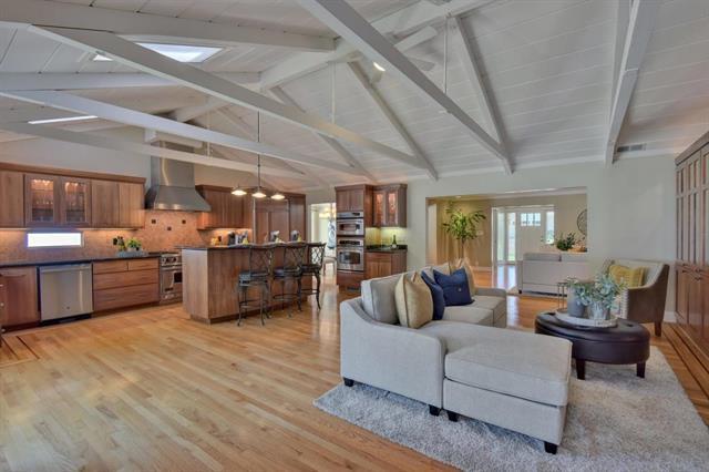 Building Photo - 1957 James Pl