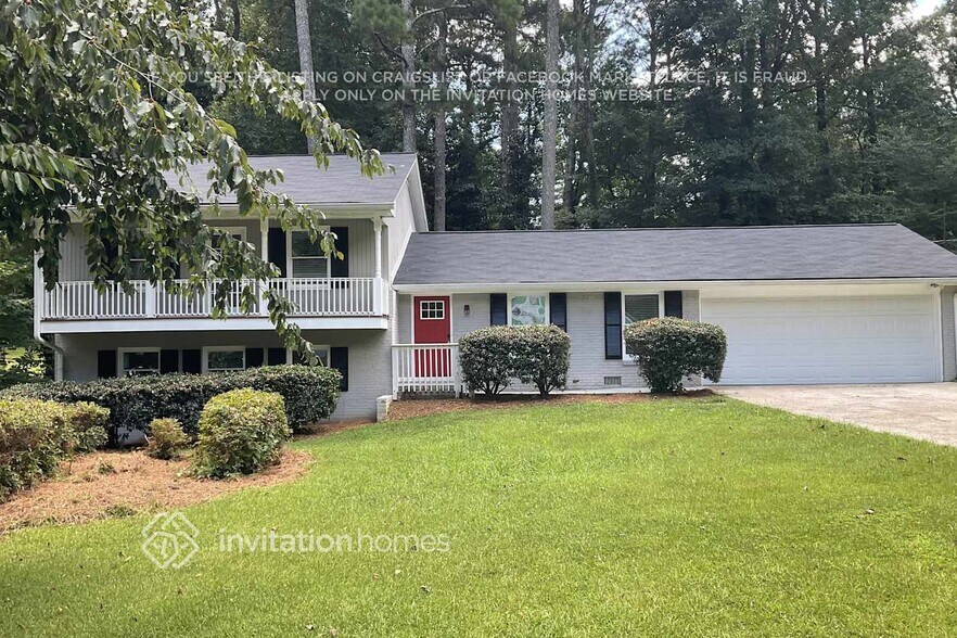 Primary Photo - 399 Dorsey Cir SW