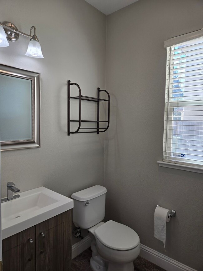 Building Photo - 4330 Alba Ct