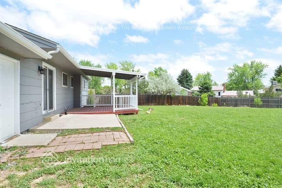 Building Photo - 1530 S Salida Way