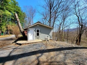 Building Photo - 264 Acres Rd