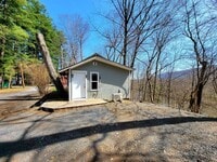 Building Photo - 264 Acres Rd