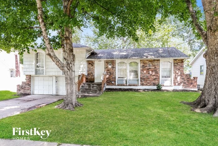 Primary Photo - 8919 Stark Ave