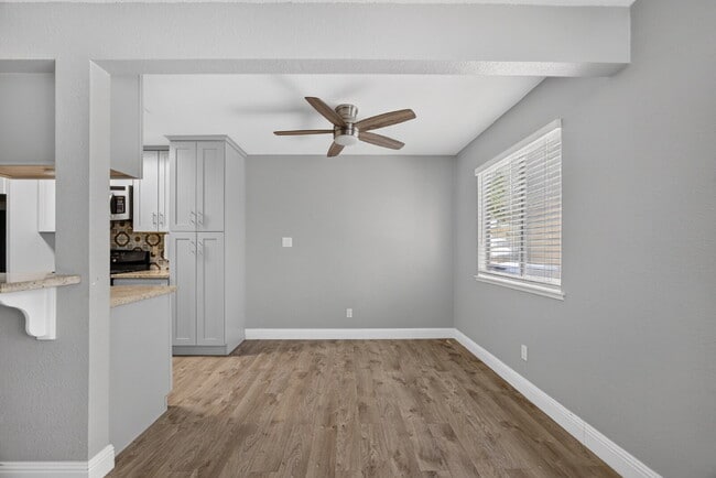 Building Photo - Charming 2-Bed Condo Retreat in Citrus Heights
