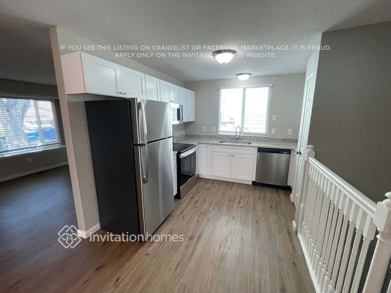 Building Photo - 8454 Prairie Clover Way