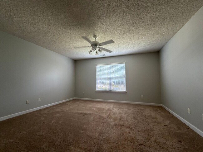 Building Photo - Exclusively Offered By Muse Realty Rentals, LLC