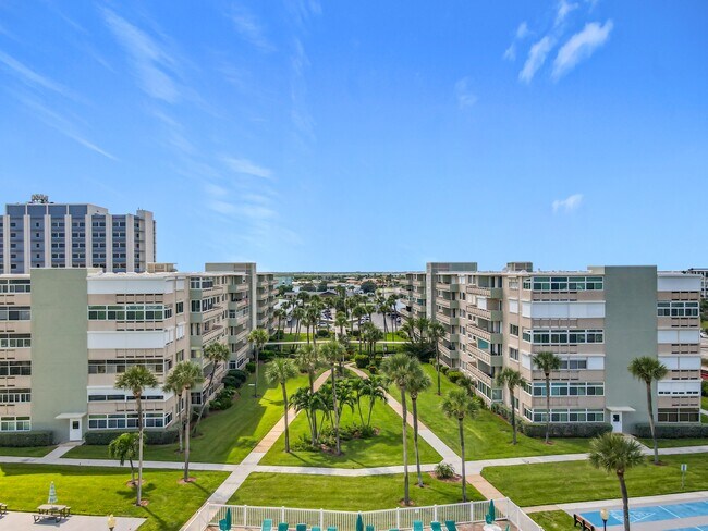 Building Photo - 2020 N Atlantic Ave