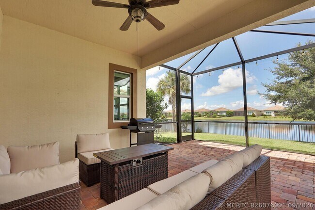 Building Photo - 8942 SW Pepoli Way