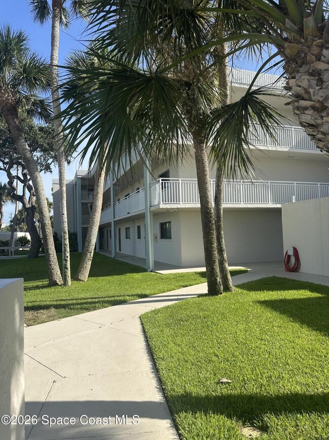 Building Photo - 1595 N Atlantic Ave