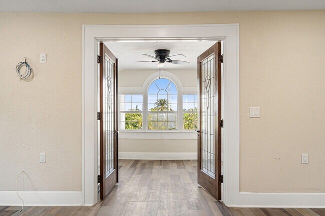 Building Photo - 3310 E Maritana Dr