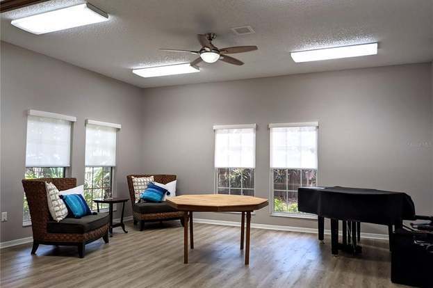 Building Photo - 5810 Garden Lakes Majestic