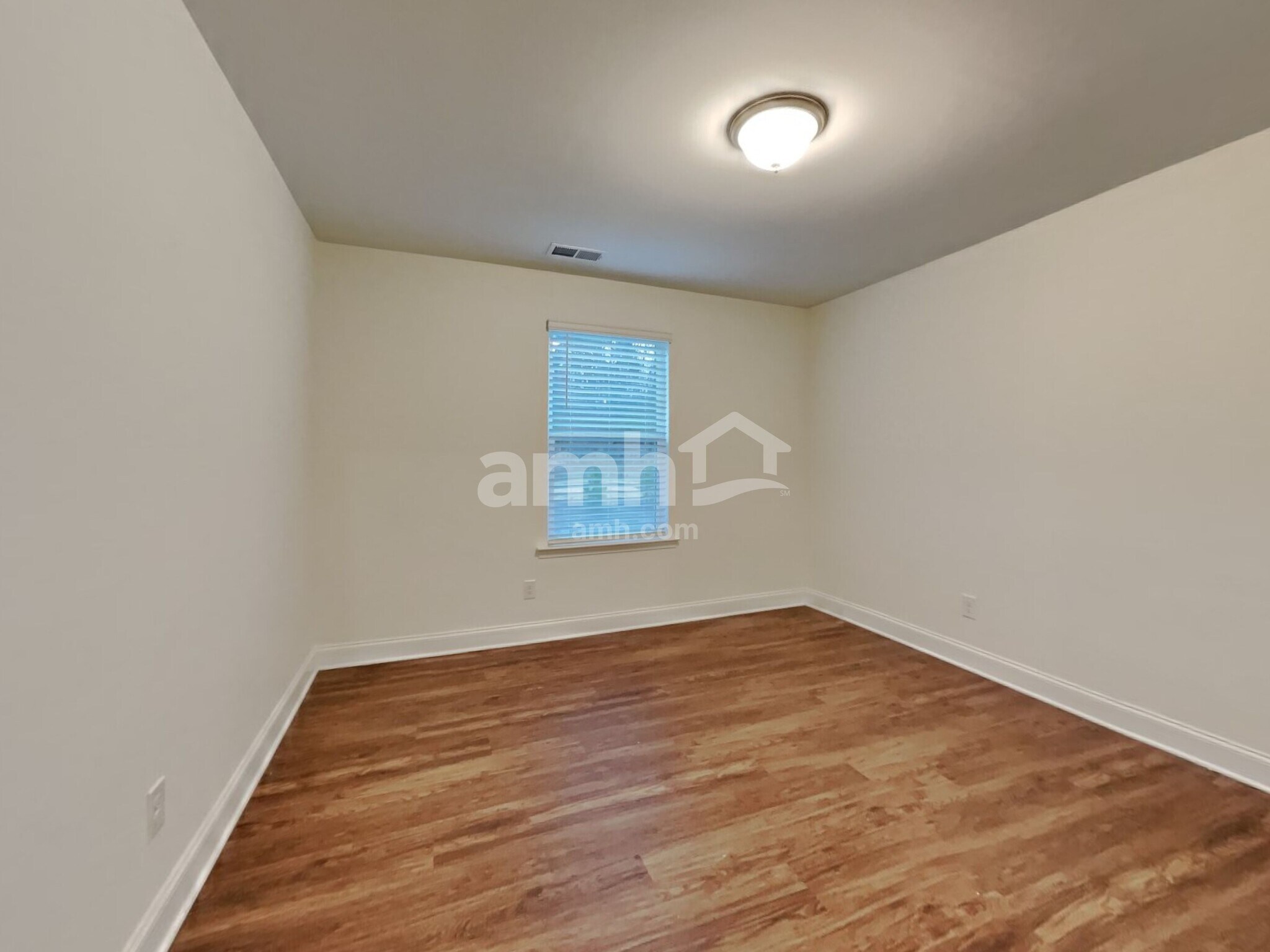 Building Photo - 112 Ashton Dr