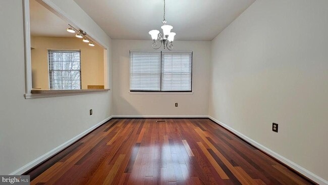 Building Photo - 33 Badger Gate Ct