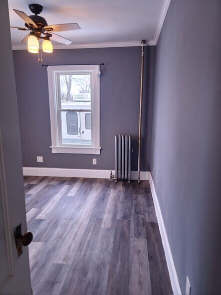 Building Photo - 80 Linden St