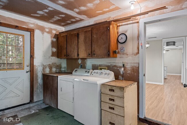 Building Photo - Home For Rent in Benton!