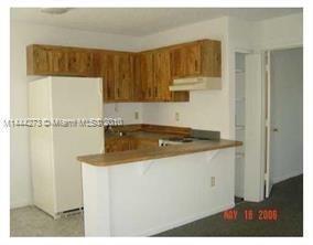 Building Photo - 5192 NE 6th Ave
