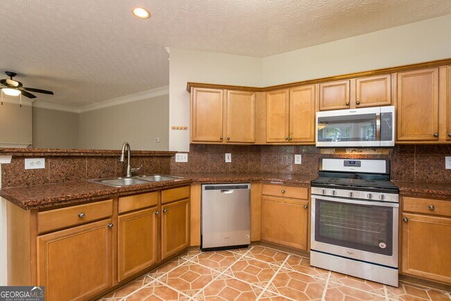 Building Photo - 2159 Caneridge Dr