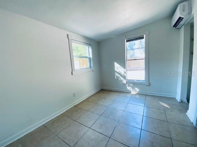 Building Photo - 545 48th Ave N