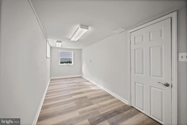 Building Photo - 8807 Fearne Ave