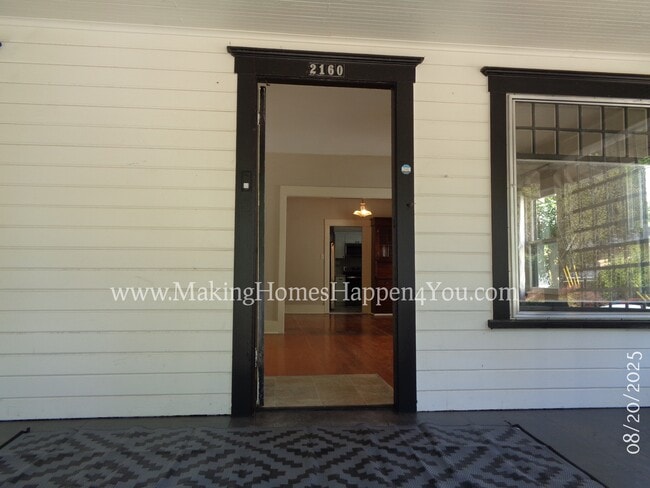 Building Photo - 2160 Trade St SE