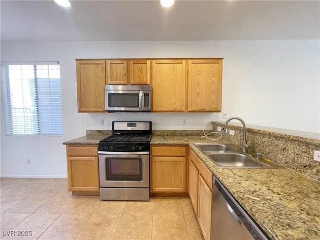 Building Photo - 9758 W Hanover Grove Ave
