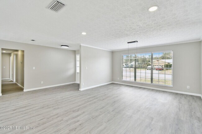 Building Photo - 2793 Greenridge Rd