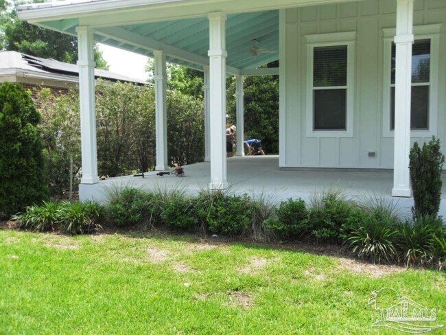 Building Photo - 3003 E Blount St