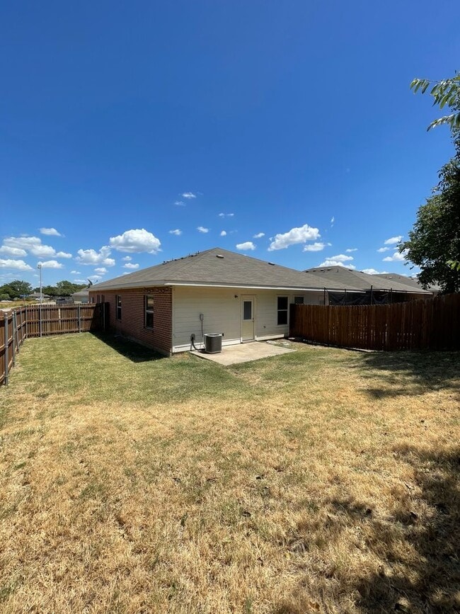 Building Photo - 3/2 Duplex in Arlington