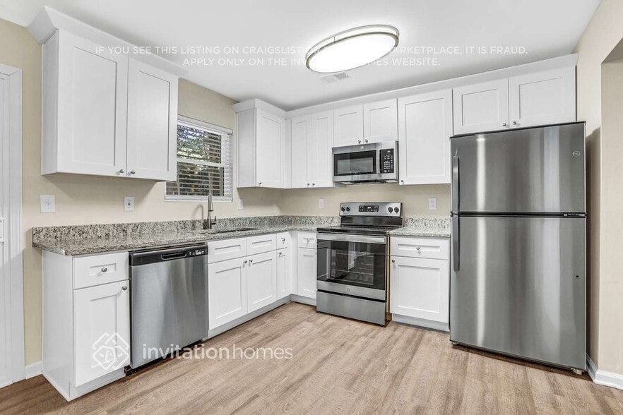 Building Photo - 1411 Marcelle Heights Pl NW