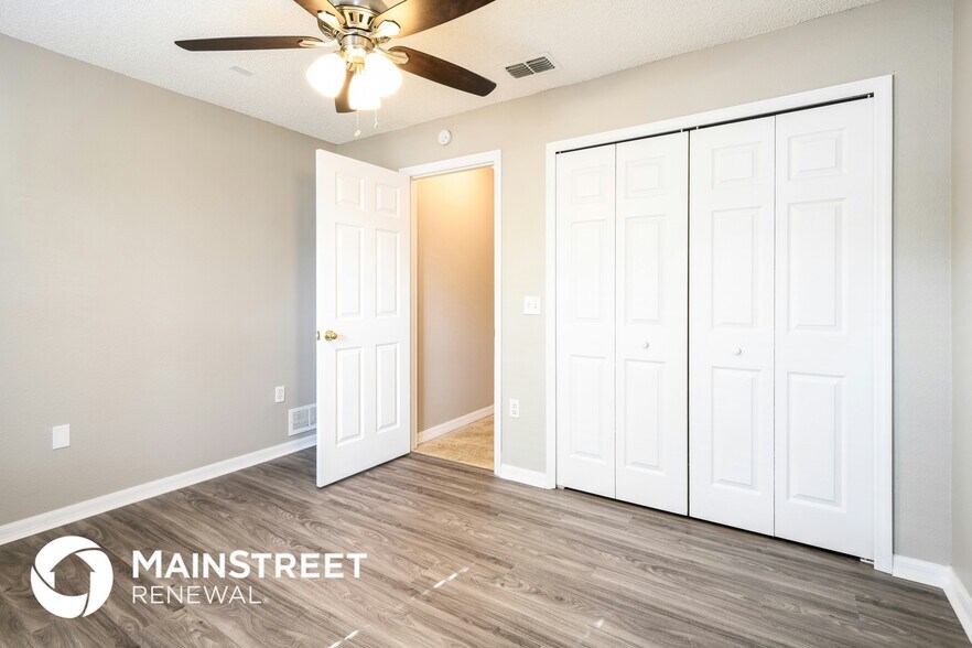 Building Photo - 2079 De Carlo Ave